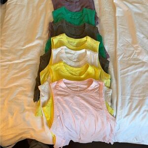 Lululemon classic fit cotton tank set of 7 size 4